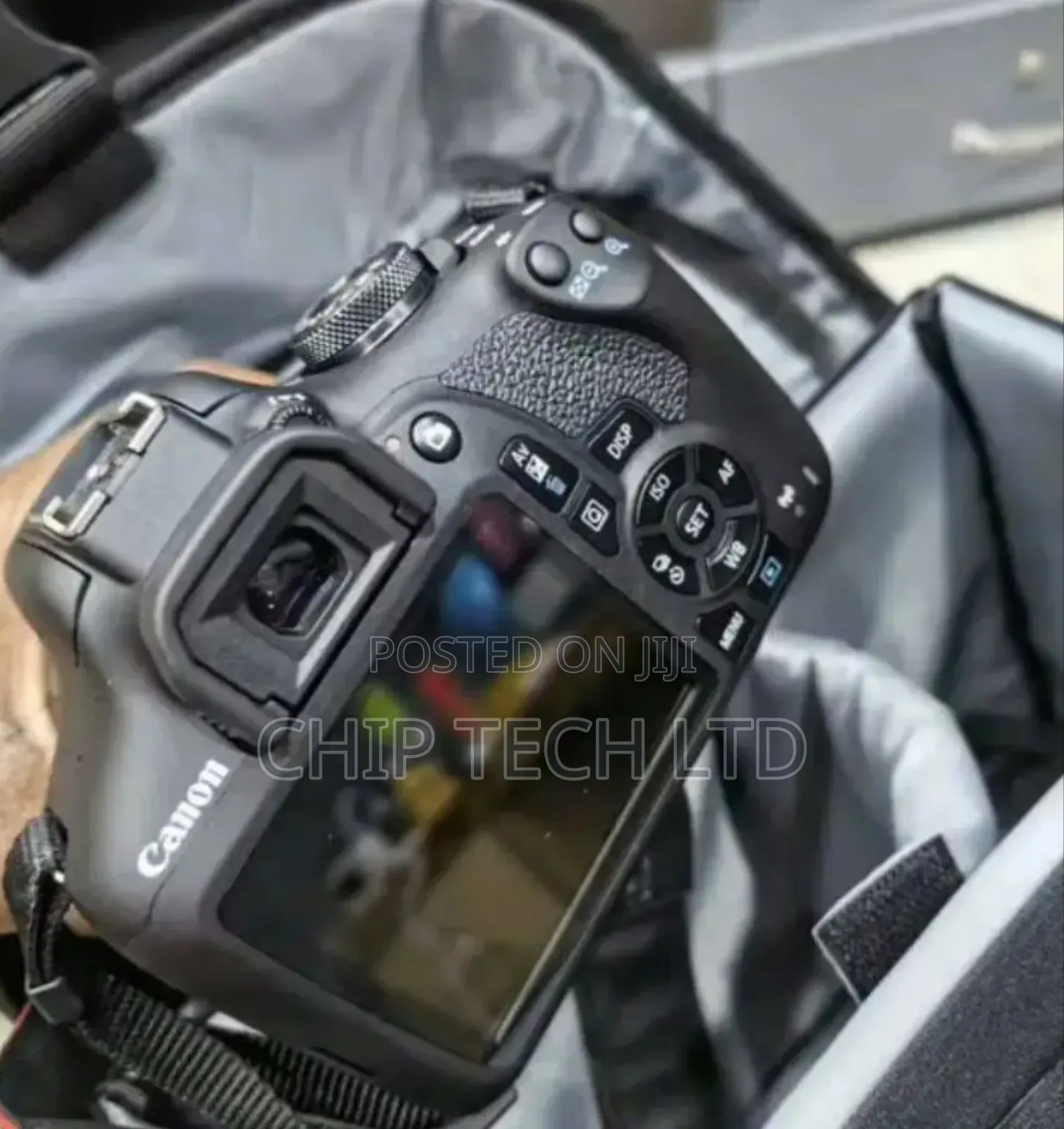 Canon Rebel T7 / 2000d