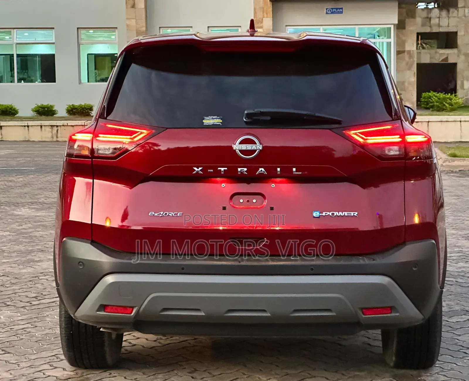 Nissan X-Trail 2023 Red