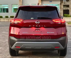 Nissan X-Trail 2023 Red