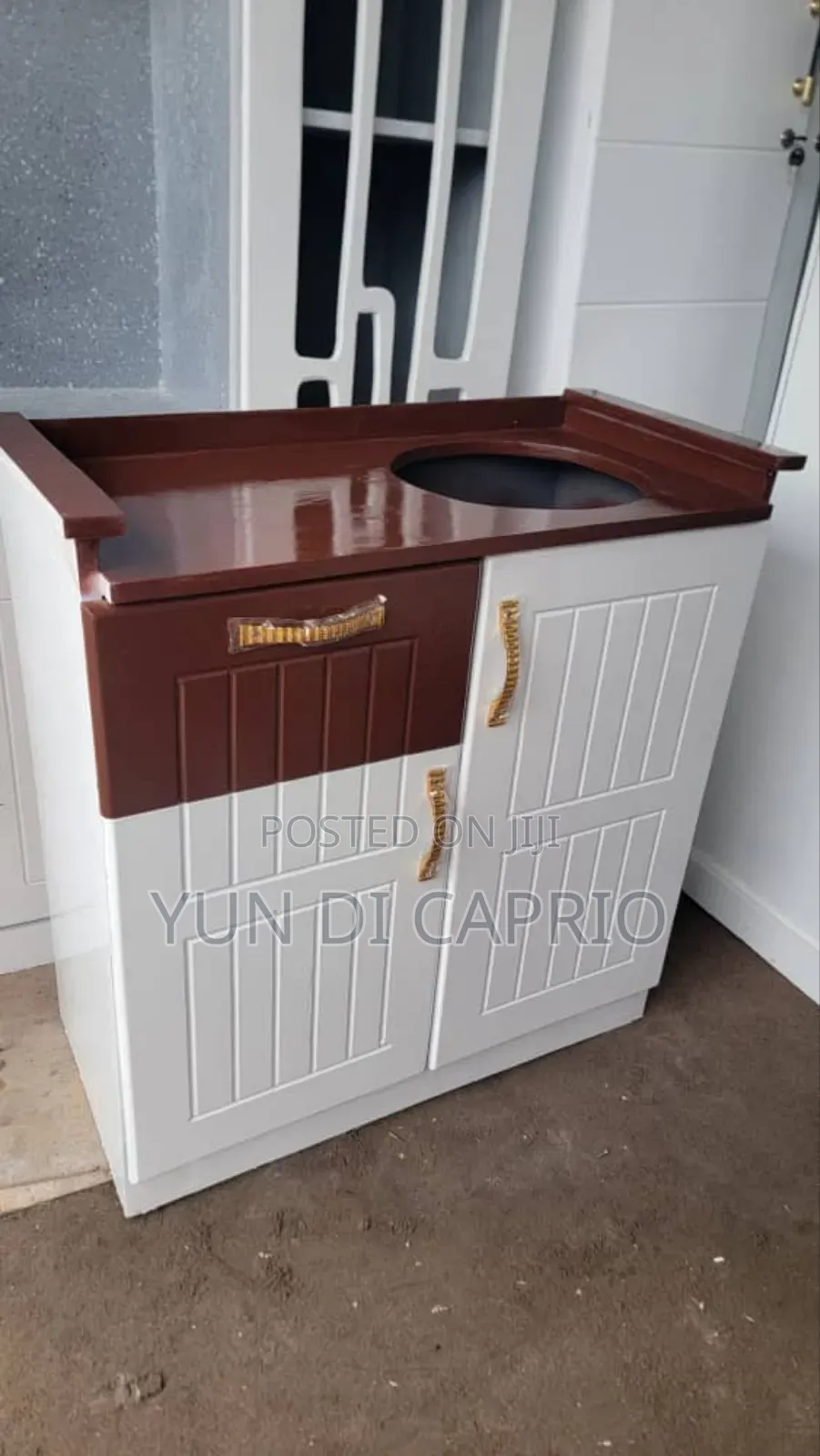 Kitchen Cabinet Milango Miwili