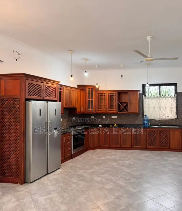 4bdrm House in Mbweni Teta for rent