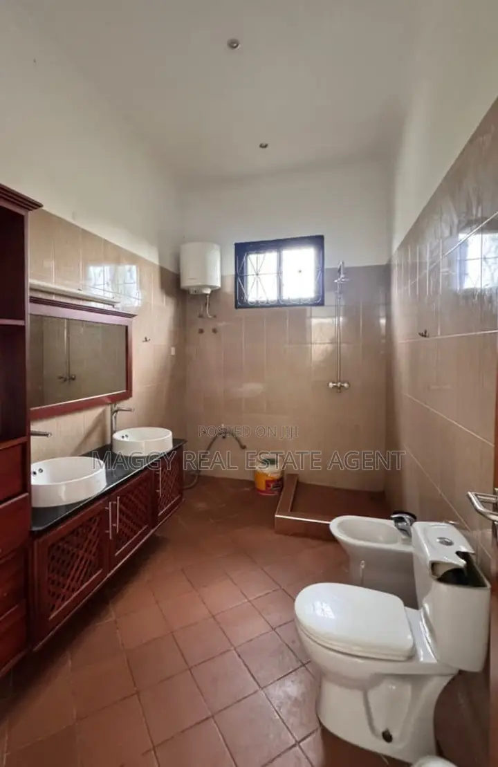 4bdrm House in Mbweni Teta for rent