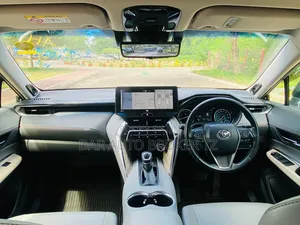 Toyota Harrier 2020 Black