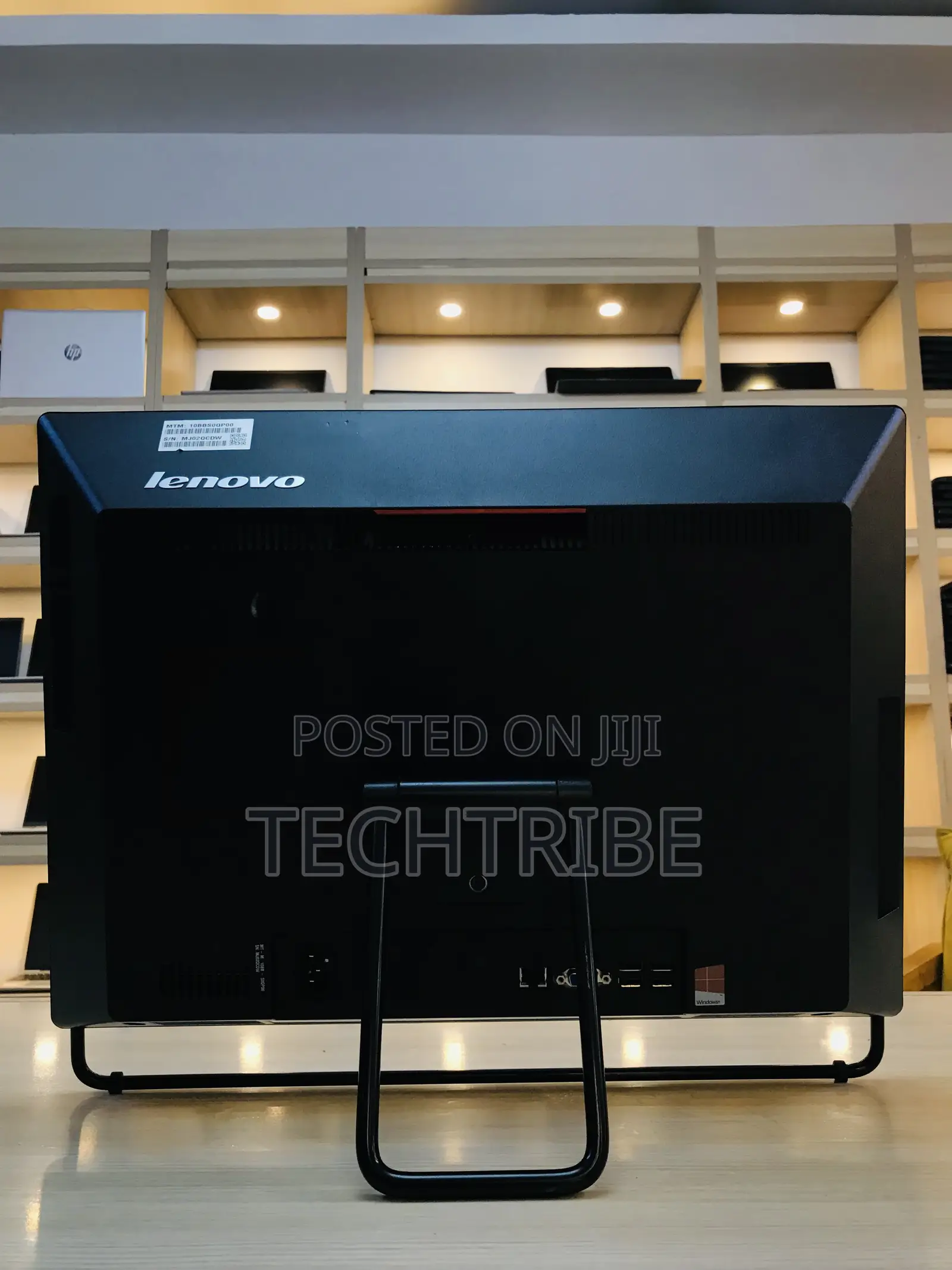 Lenovo ThinkCentre M810z AIO 8GB Intel Pentium HDD 500GB