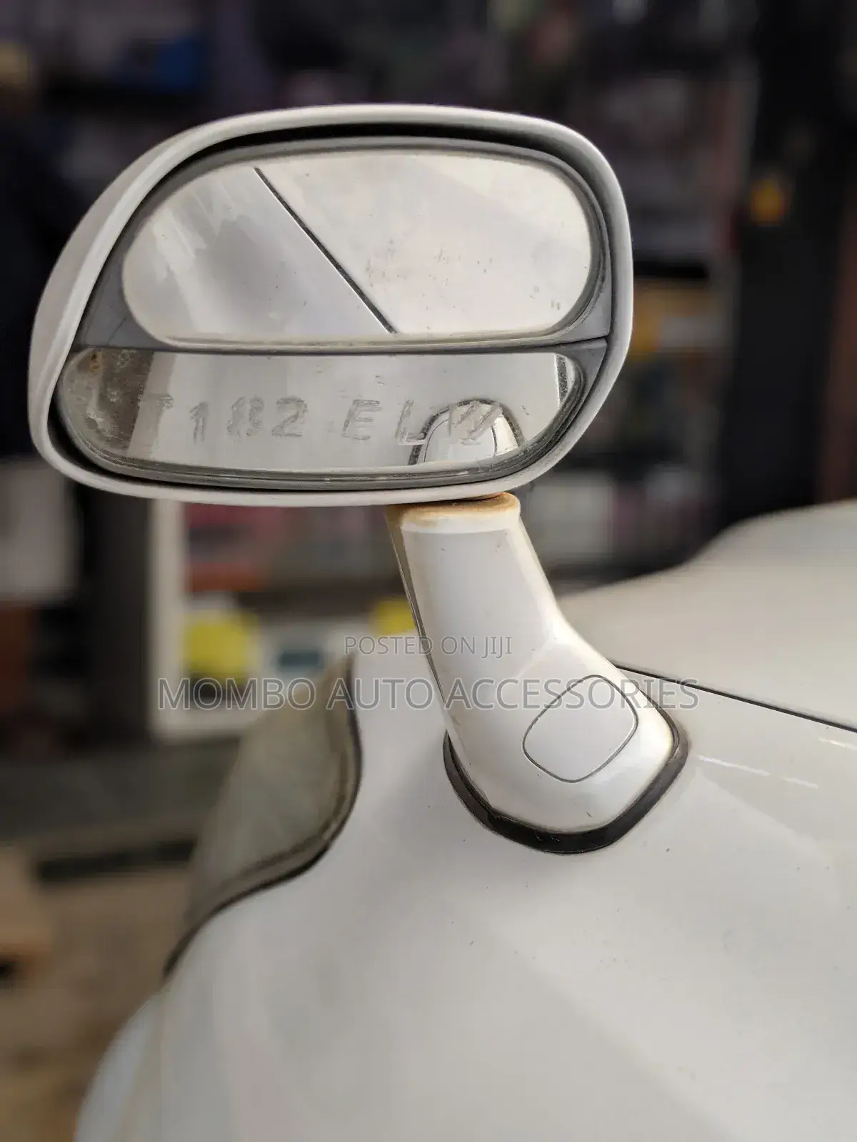 Under Mirror for Toyota Harrier