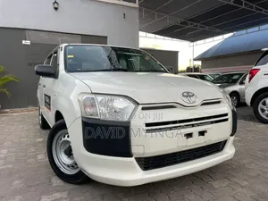 Toyota Succeed 2015 Pearl