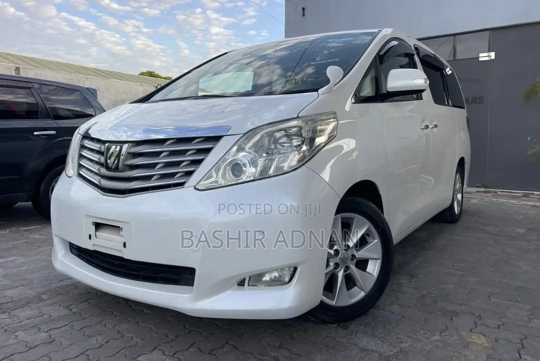 Toyota Alphard 2.4 Petrol FWD 2009 Off white