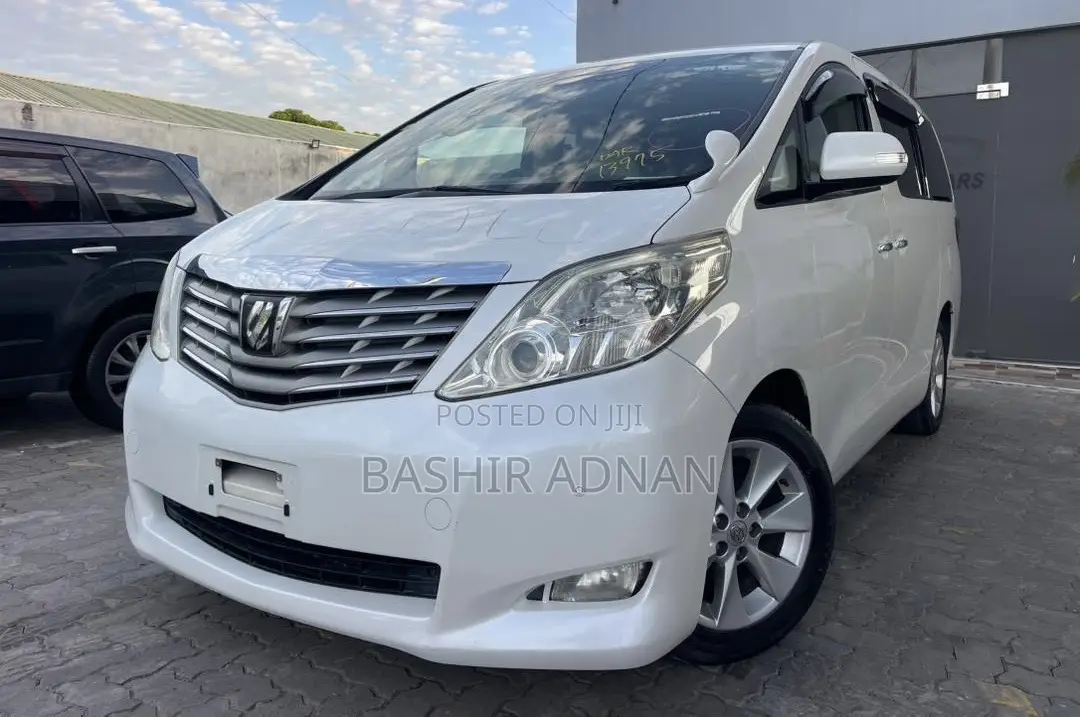 Toyota Alphard 2.4 Petrol FWD 2009 Off white
