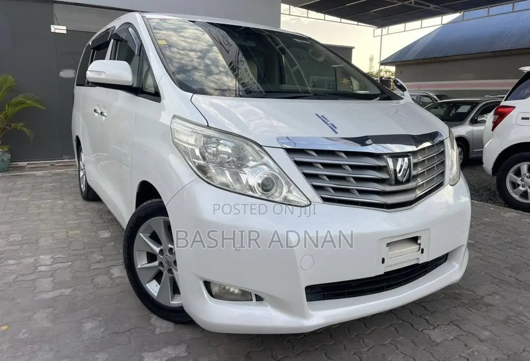 Toyota Alphard 2.4 Petrol FWD 2009 Off white