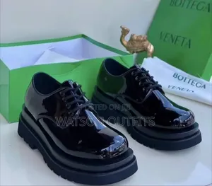 Smartly Big and Thick Sole Leather Shoes