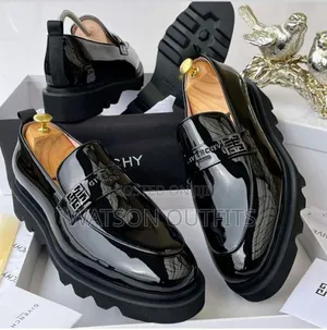 Smartly Big and Thick Sole Leather Shoes