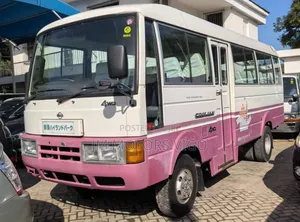 Nissan Civilian 2000 Pink