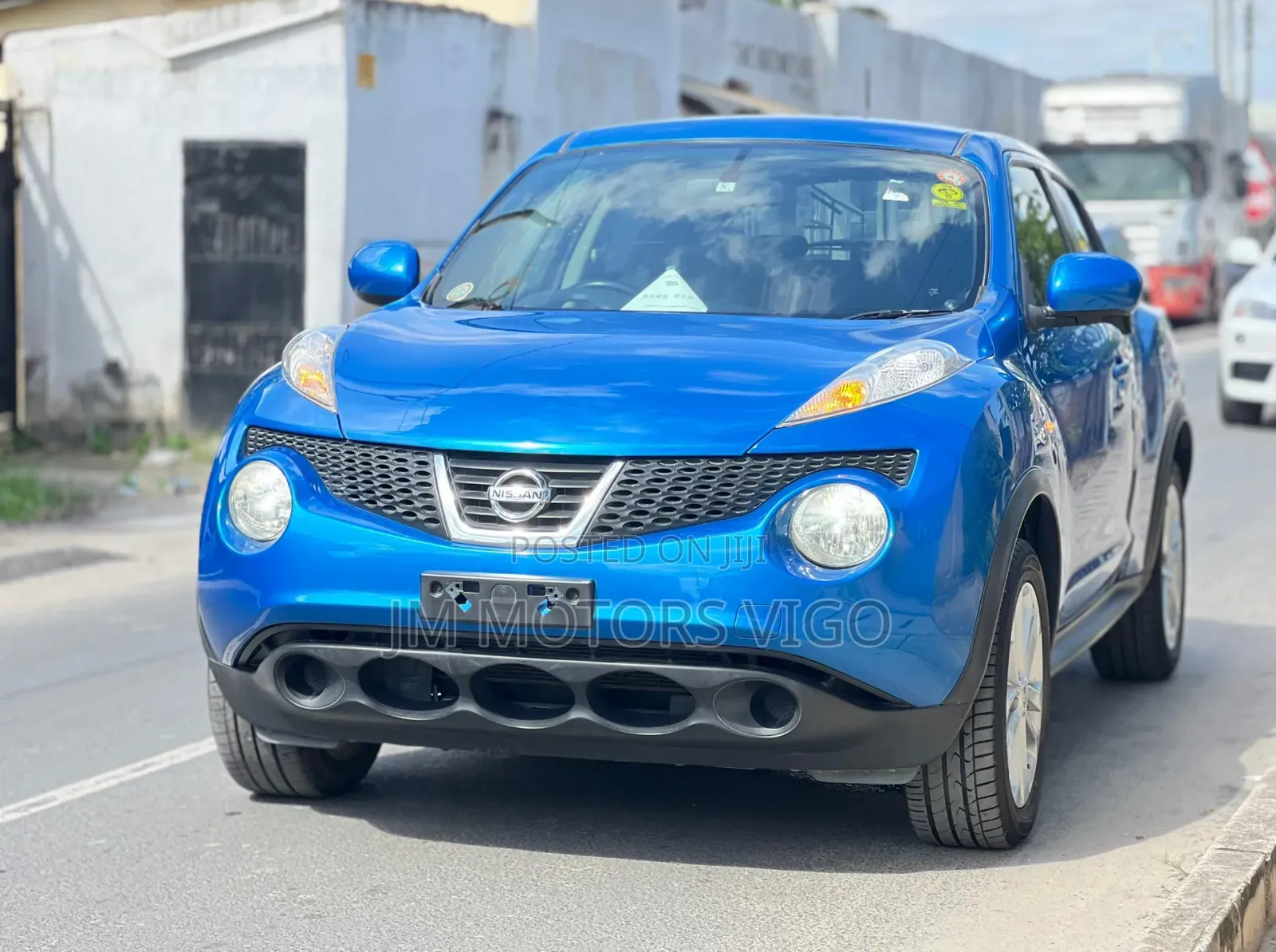 Nissan Juke 2011 Blue