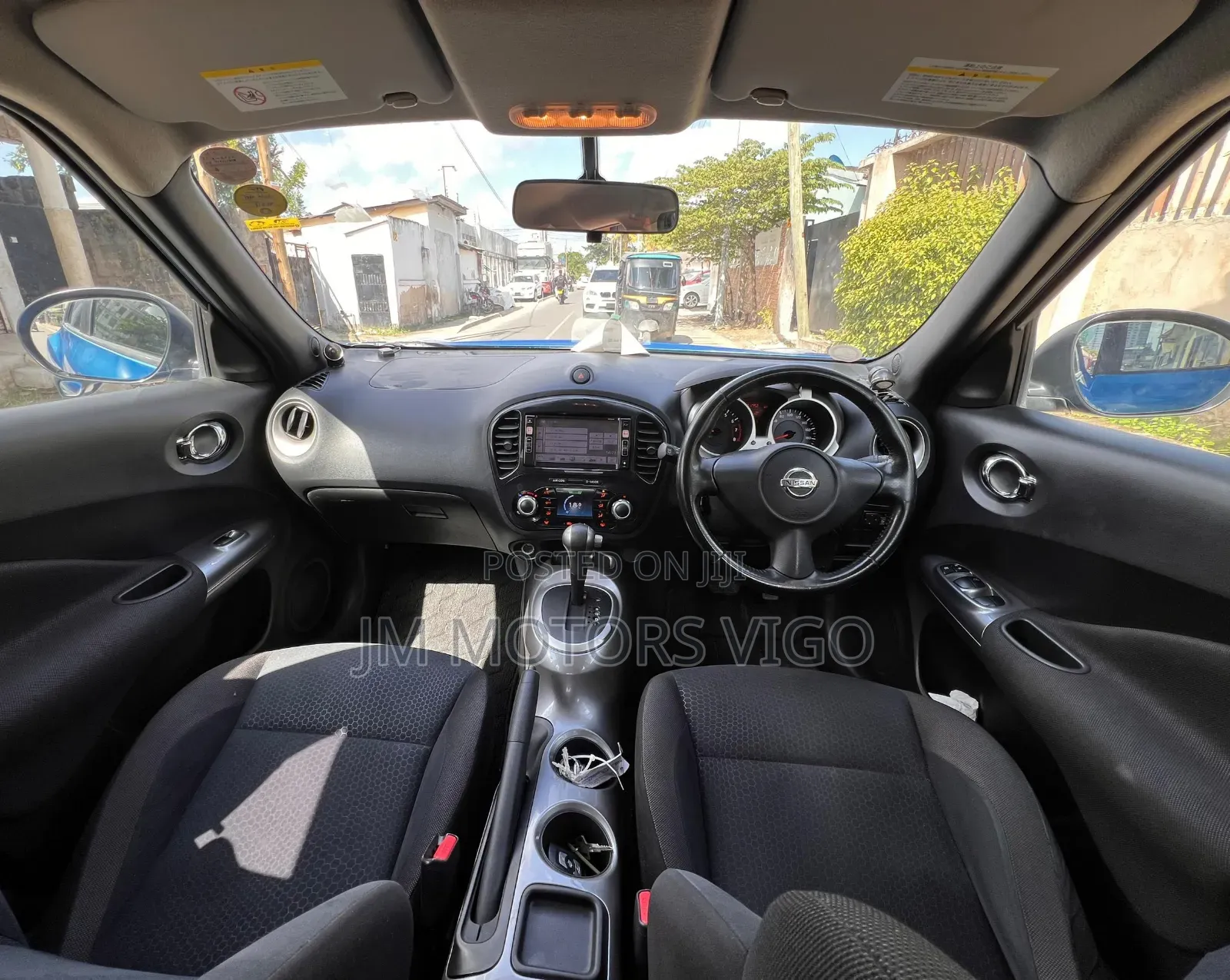 Nissan Juke 2011 Blue