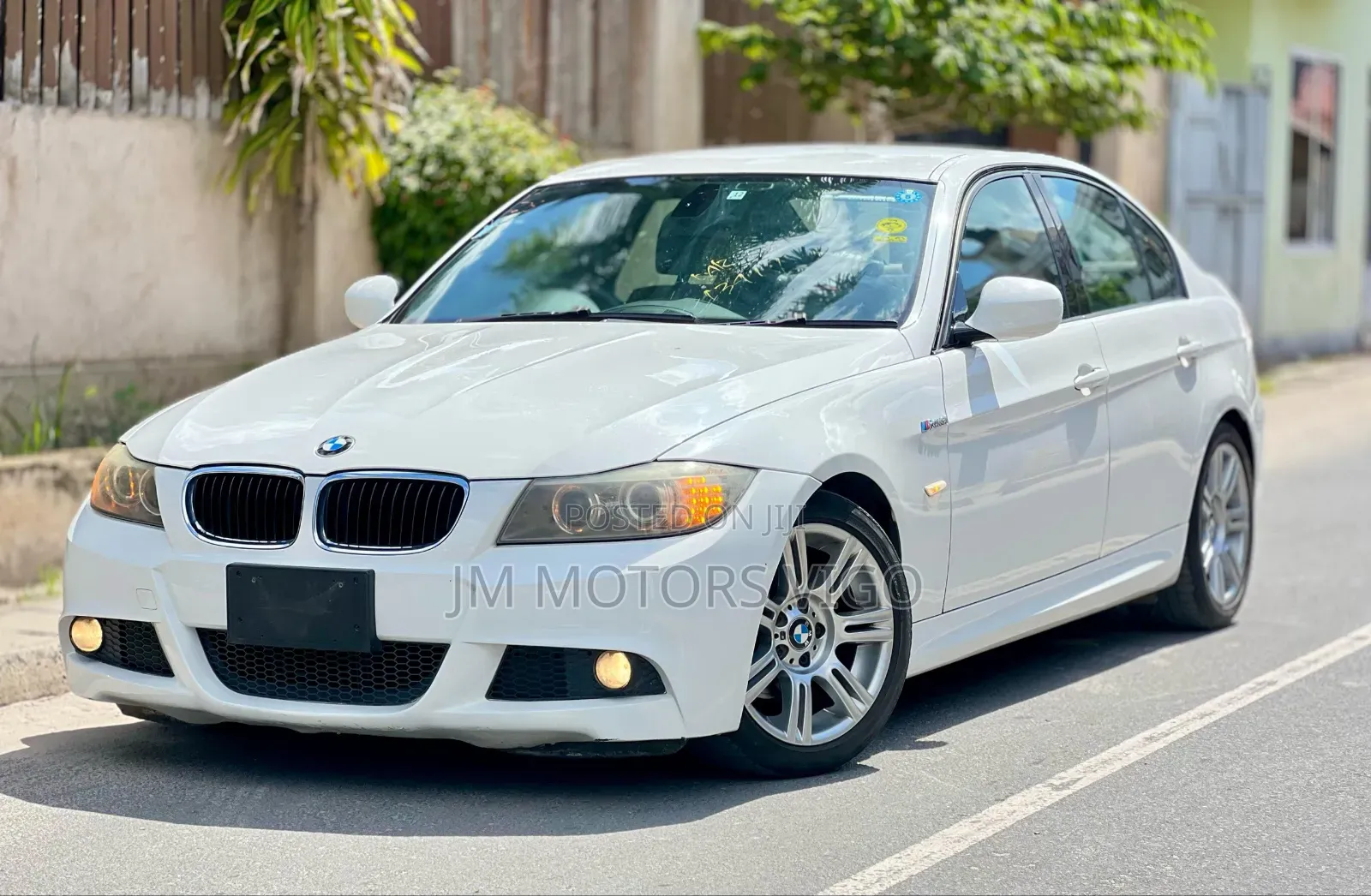 BMW 3 Series 2010 Pearl