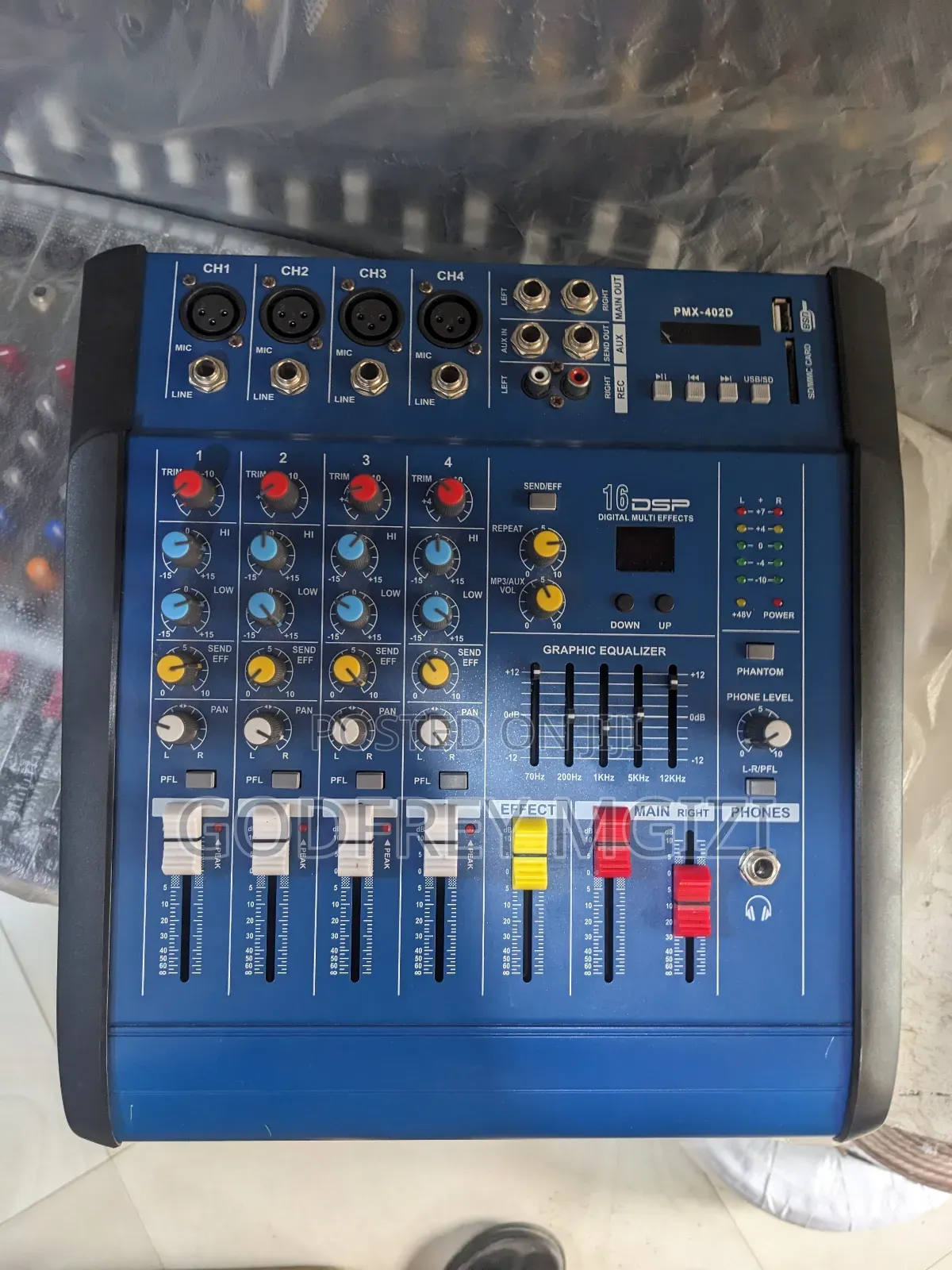 Music Mixer 4 Way