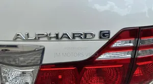 Toyota Alphard 2006 White