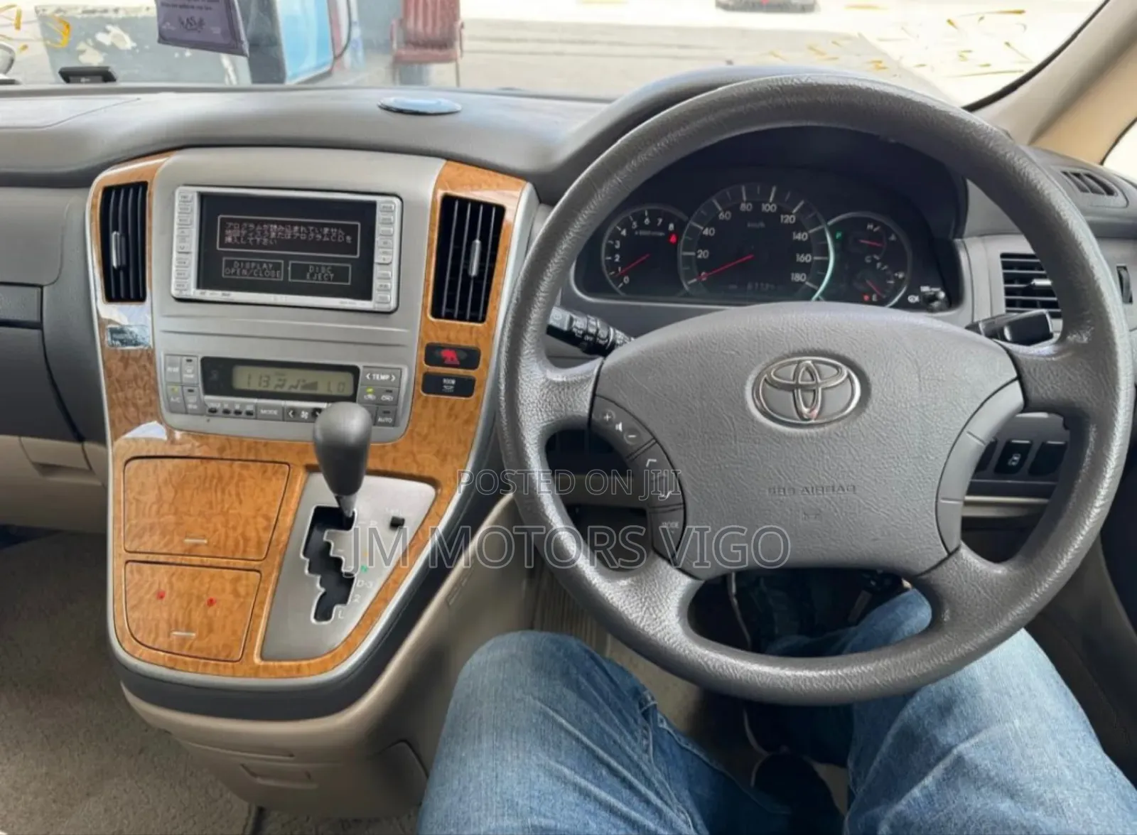 Toyota Alphard 2006 White