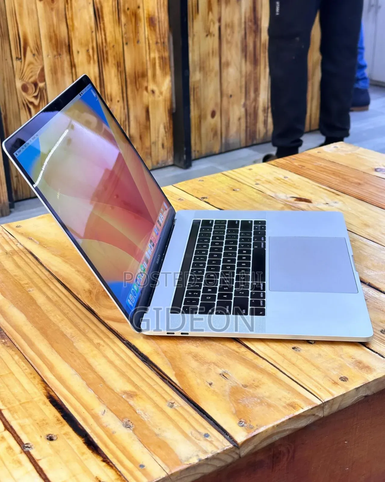 Laptop Apple MacBook Pro 2017 16GB Intel Core I9 SSD 512GB