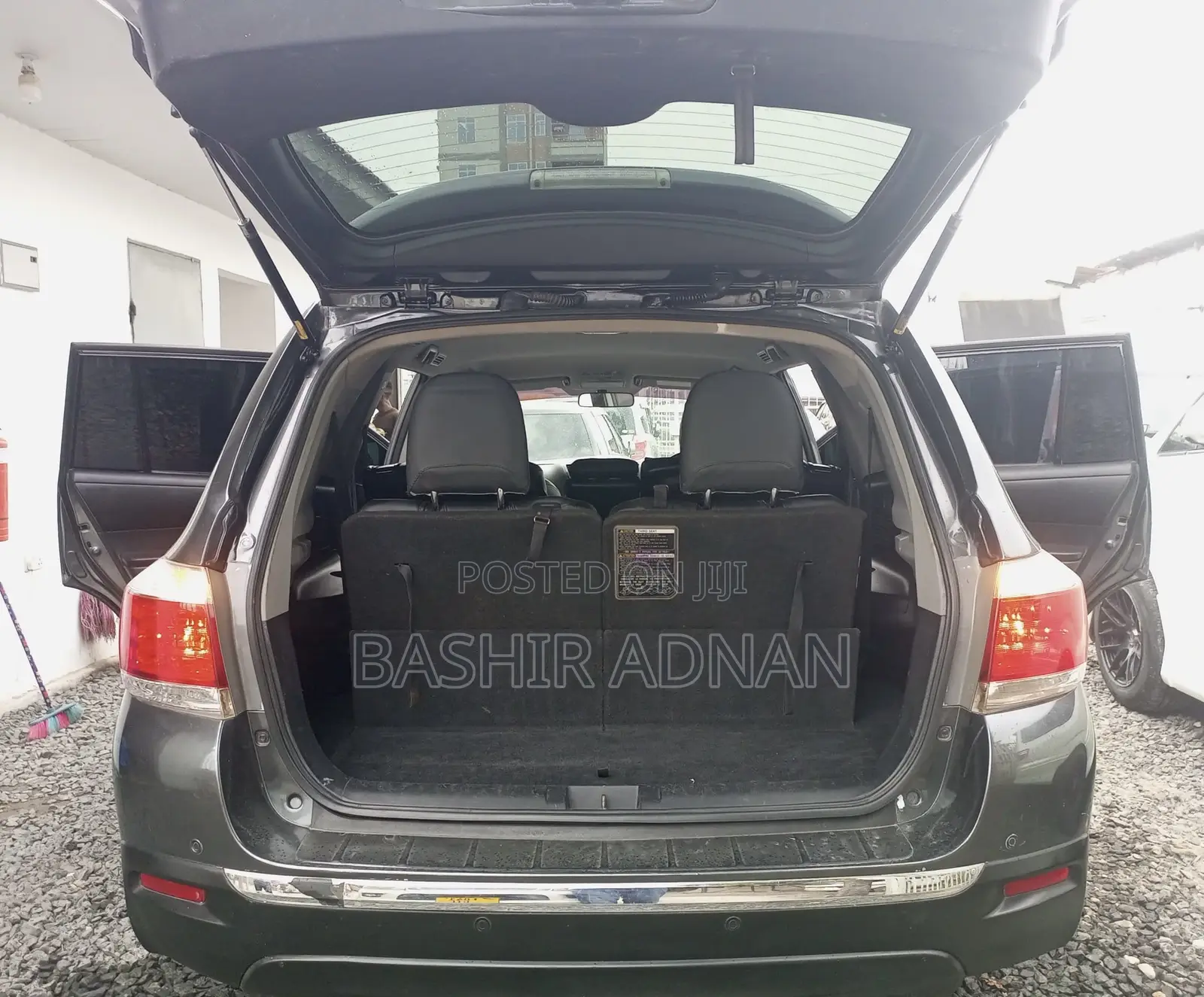 Toyota Kluger 2011 Gray