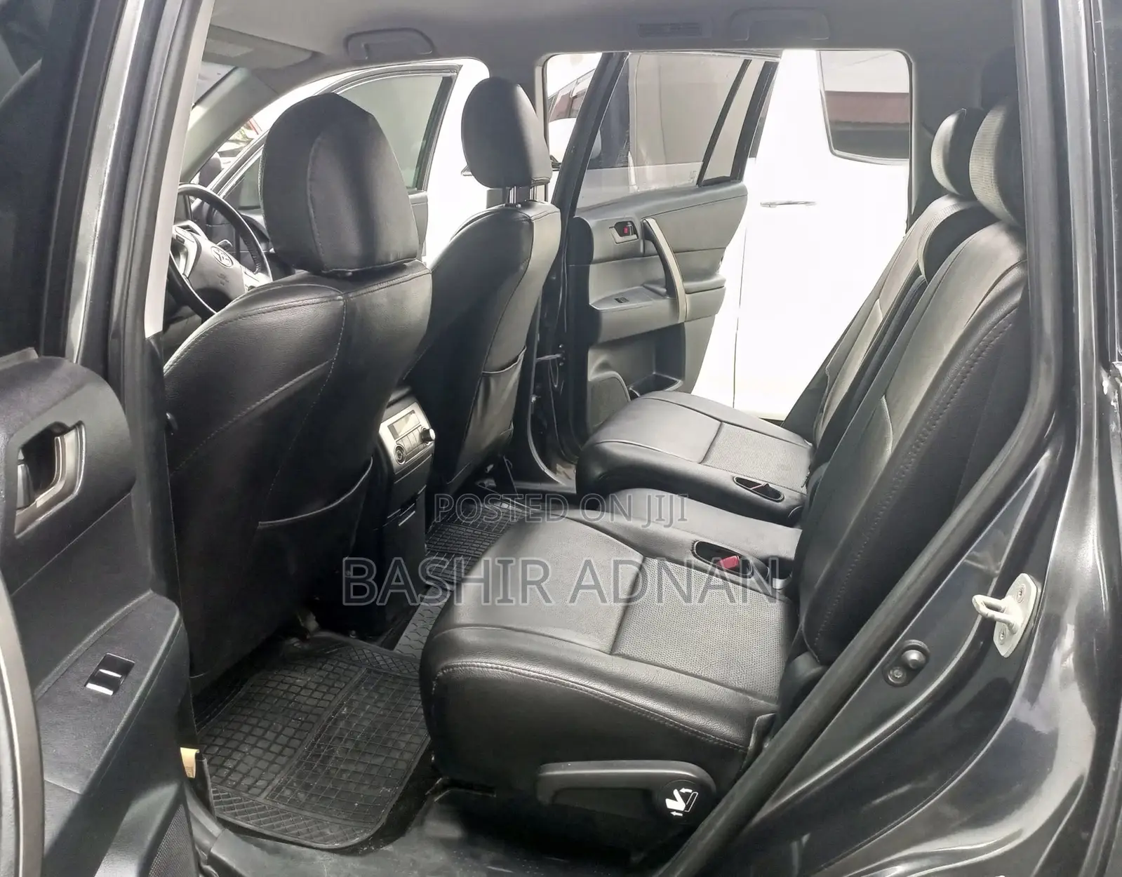 Toyota Kluger 2011 Gray