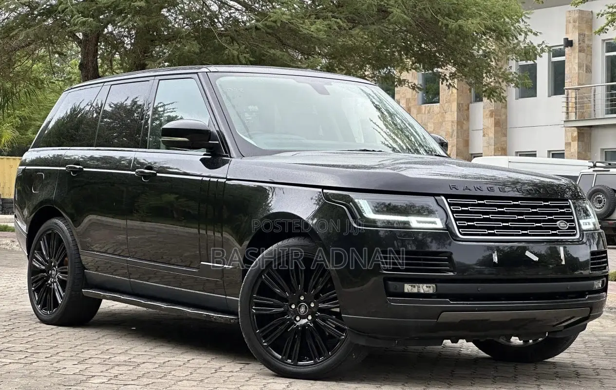 Land Rover Range Rover Vogue 2016 Matt Black