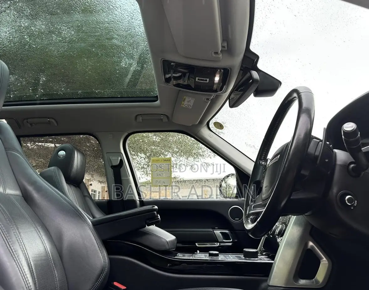 Land Rover Range Rover Vogue 2016 Matt Black