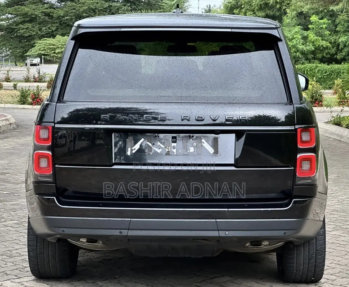 Land Rover Range Rover Vogue 2016 Matt Black