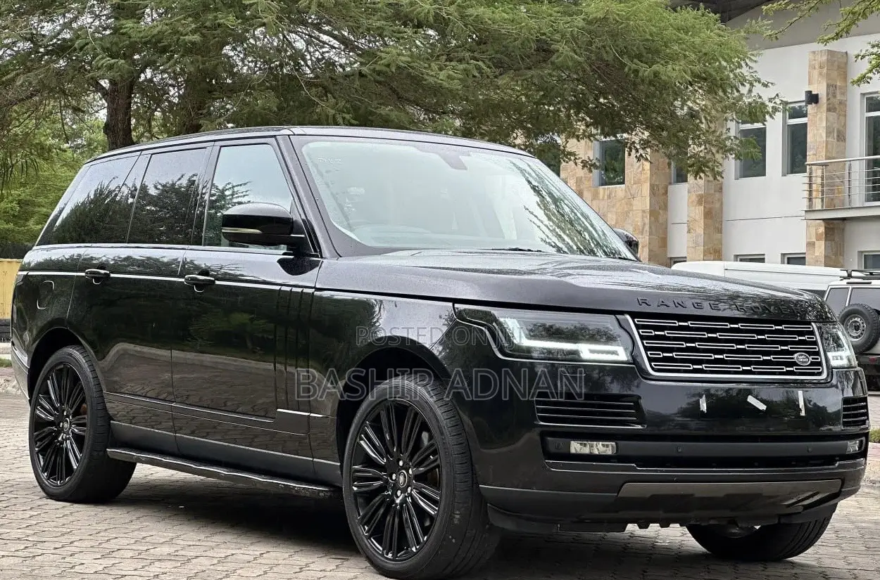 Land Rover Range Rover Vogue 2016 Matt Black