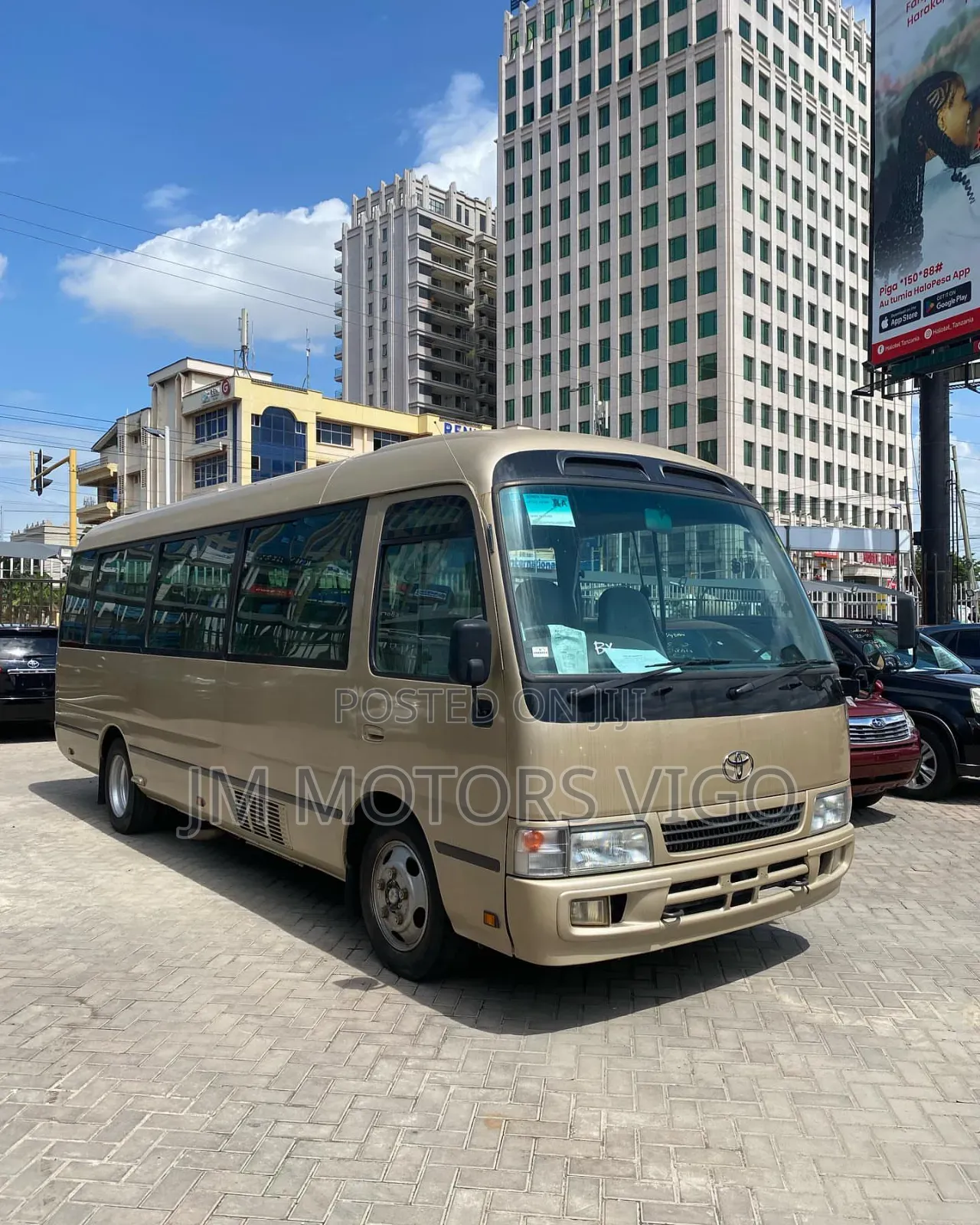 Toyota Coaster 2006 Beige