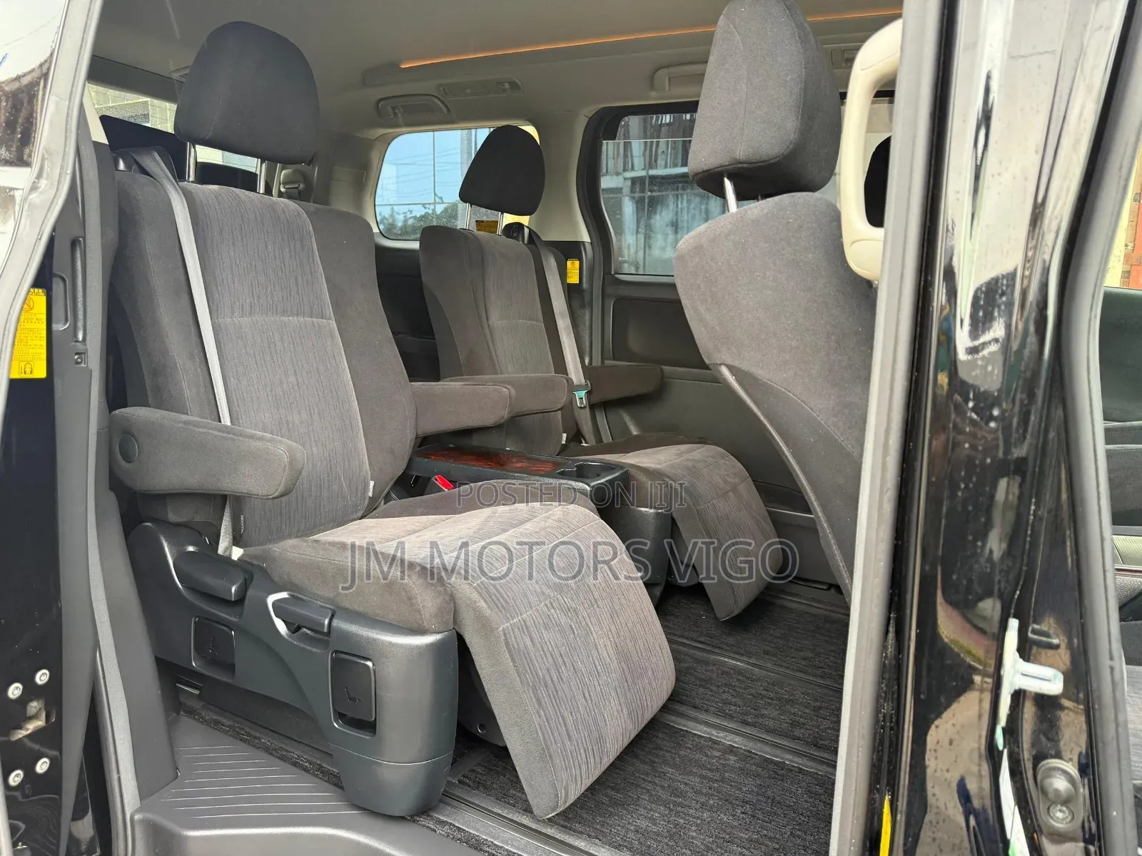 Toyota Vellfire 2012 Burgundy