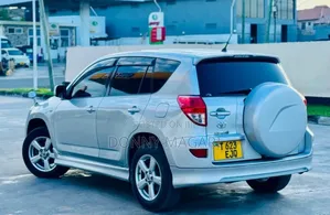 Toyota RAV4 2008 Silver