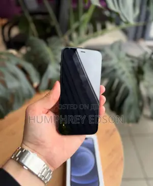 New Apple iPhone 12 128 GB Black