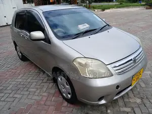 Toyota Raum 1.5 FWD 2003 Beige