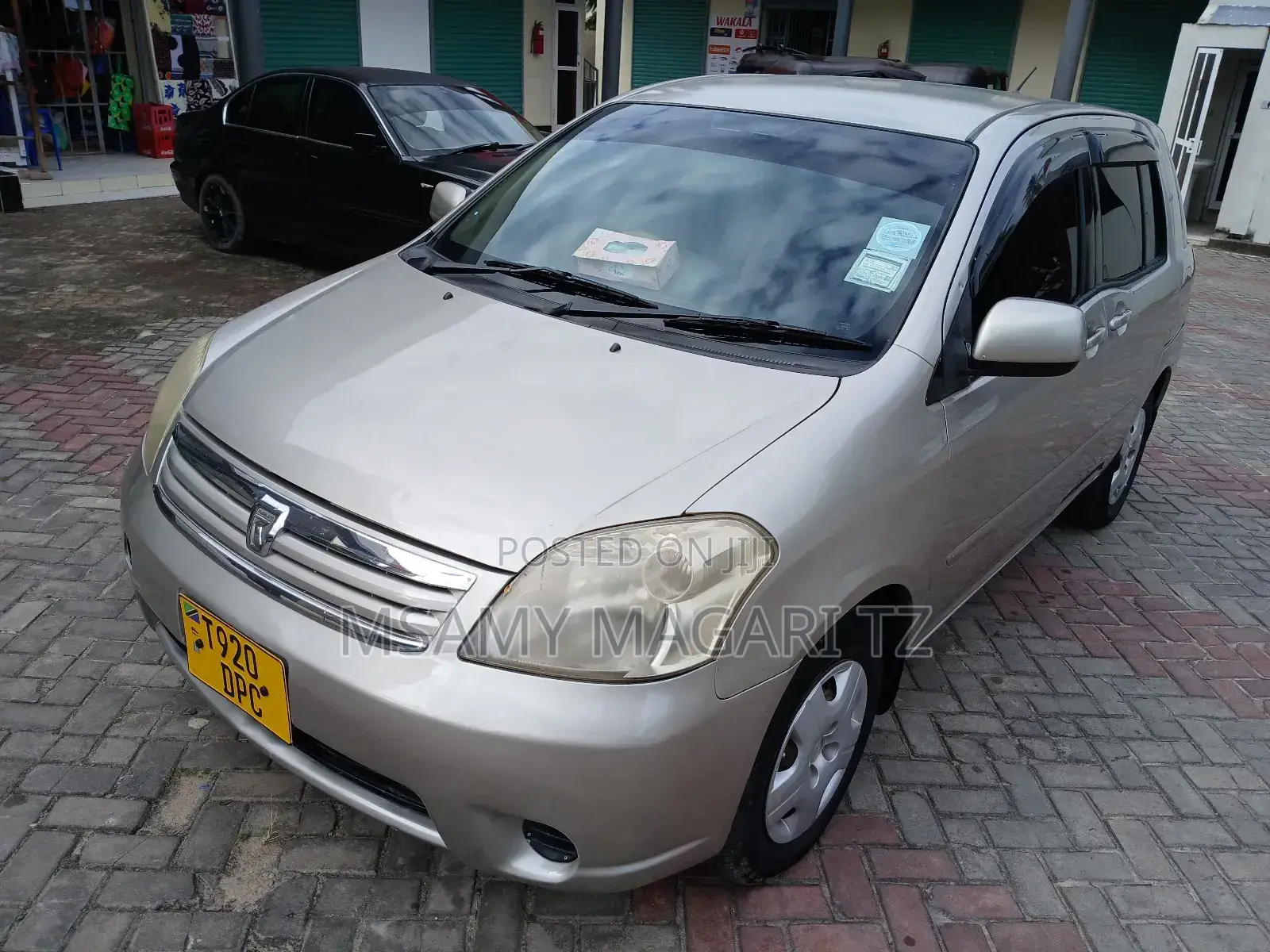 Toyota Raum 1.5 FWD 2003 Beige