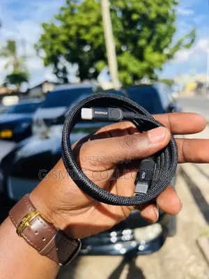 Momax Mag Link 60w Usb -C to Usb C Magnetic Cable 1m