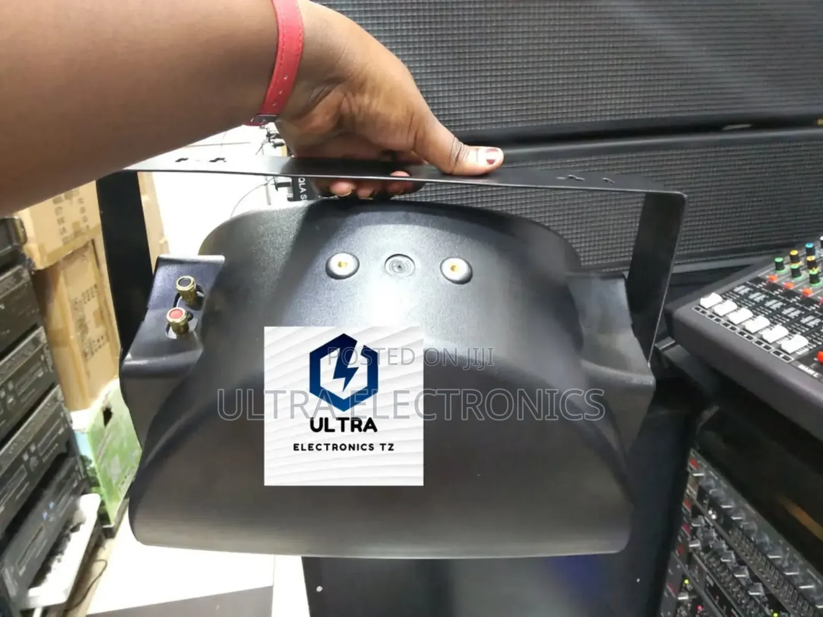 Jbl Powerful Mid Speaker With 8 Inches