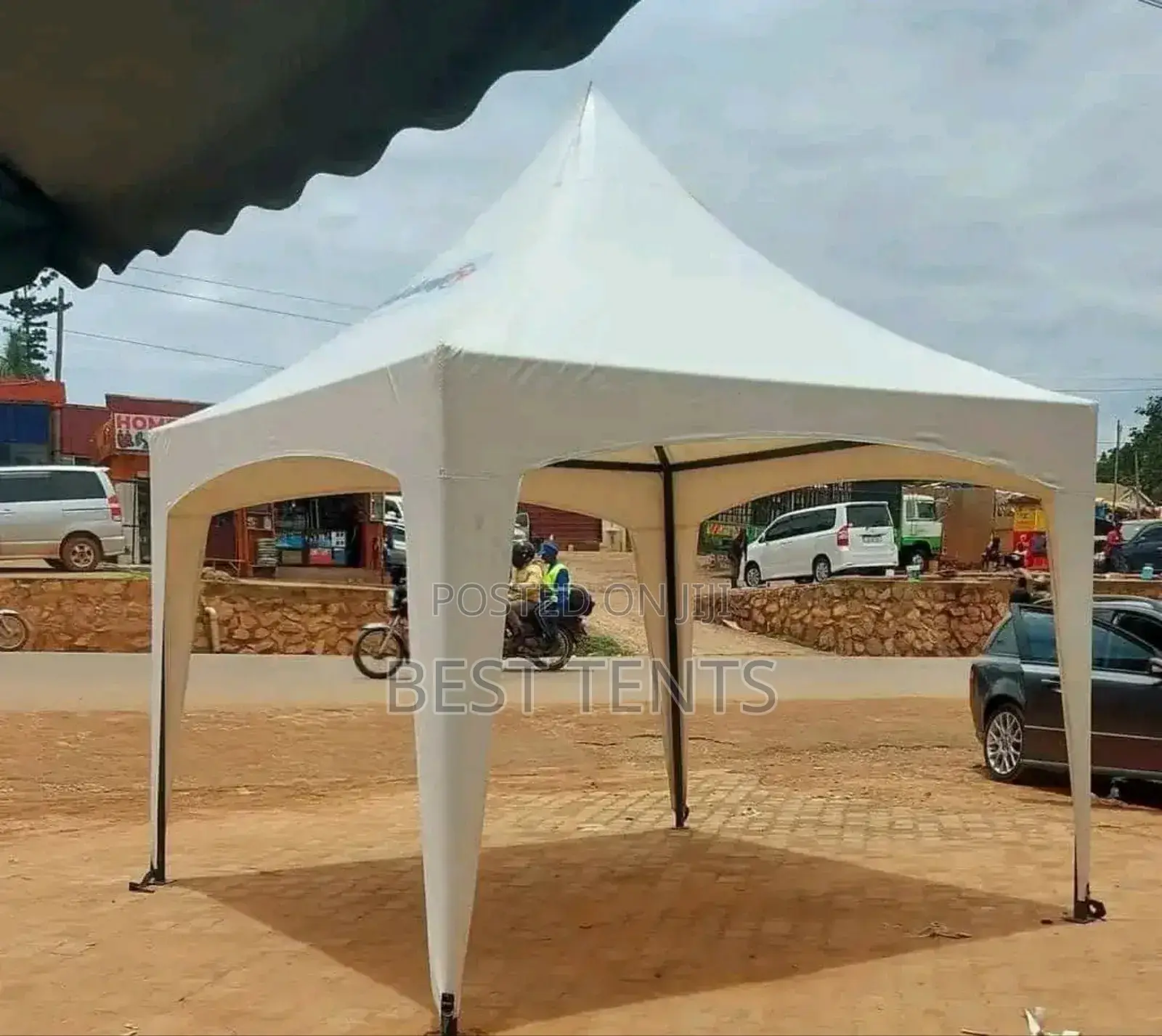 Wauzaji Maturubai Na Tents Tanzania