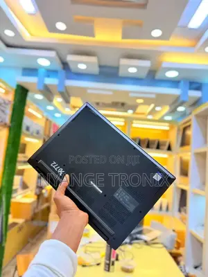 Laptop Lenovo 12GB AMD Ryzen 5 HDD+SSD 512GB