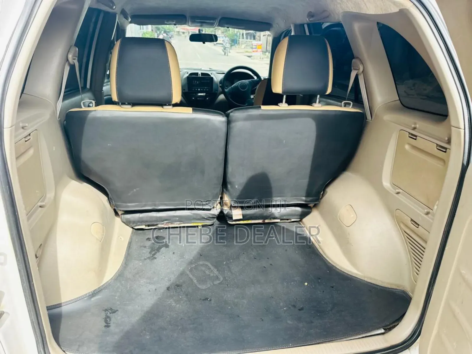 Toyota RAV4 2004 White