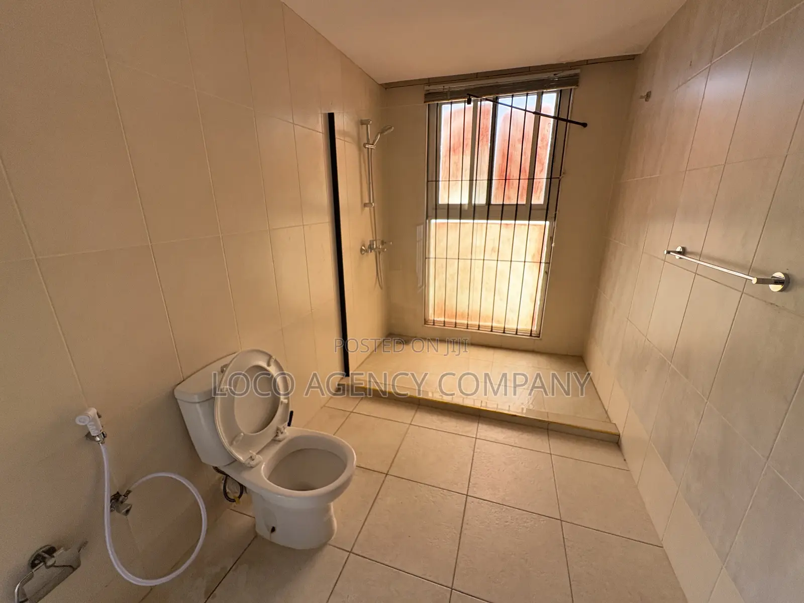 Furnished 5bdrm Villa in Trusted Real Estate, Oyster Bay for rent