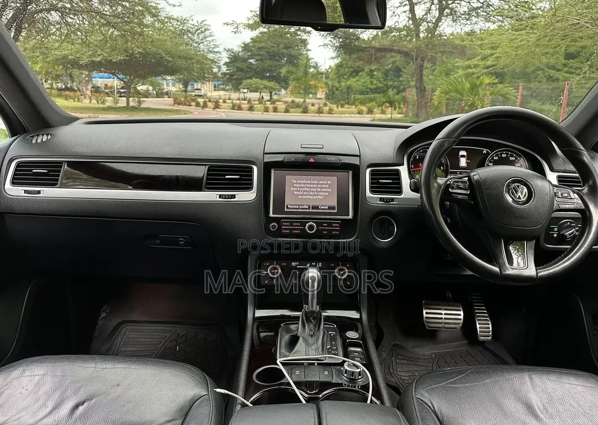 Volkswagen Touareg TDI Executive 2013 White