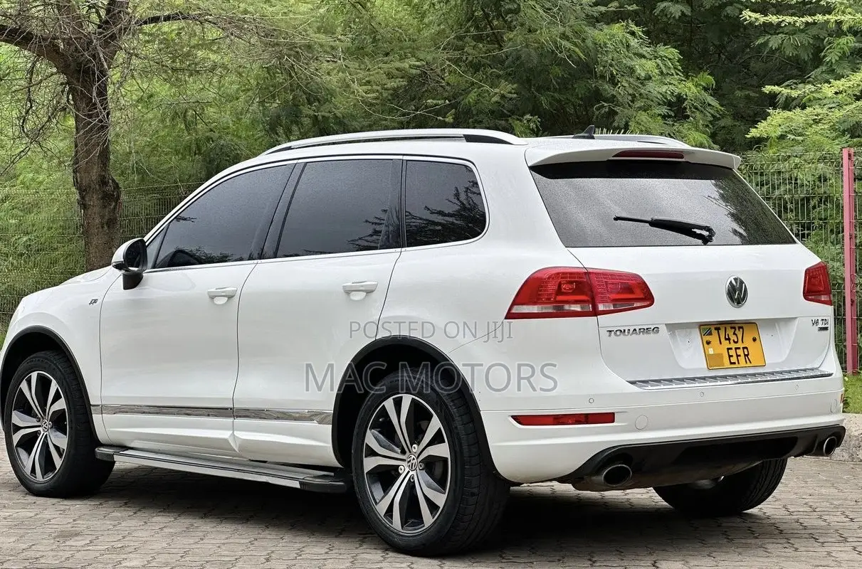 Volkswagen Touareg TDI Executive 2013 White