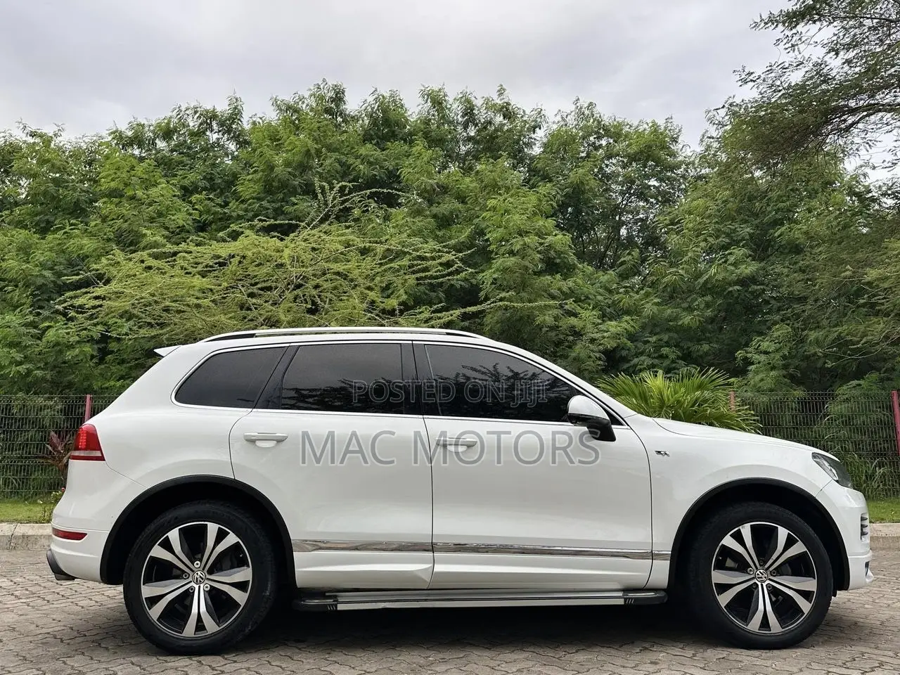 Volkswagen Touareg TDI Executive 2013 White