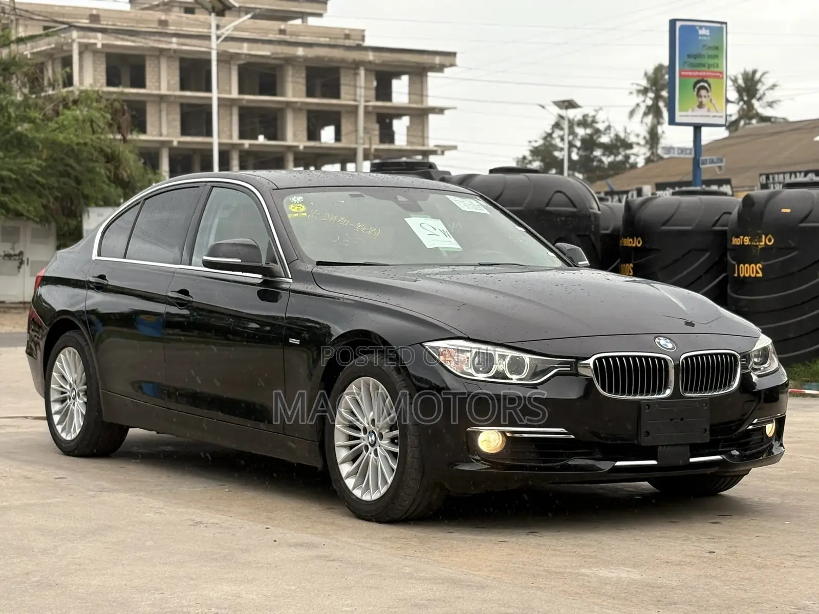 BMW 3 Series 320i RWD 2013 Black