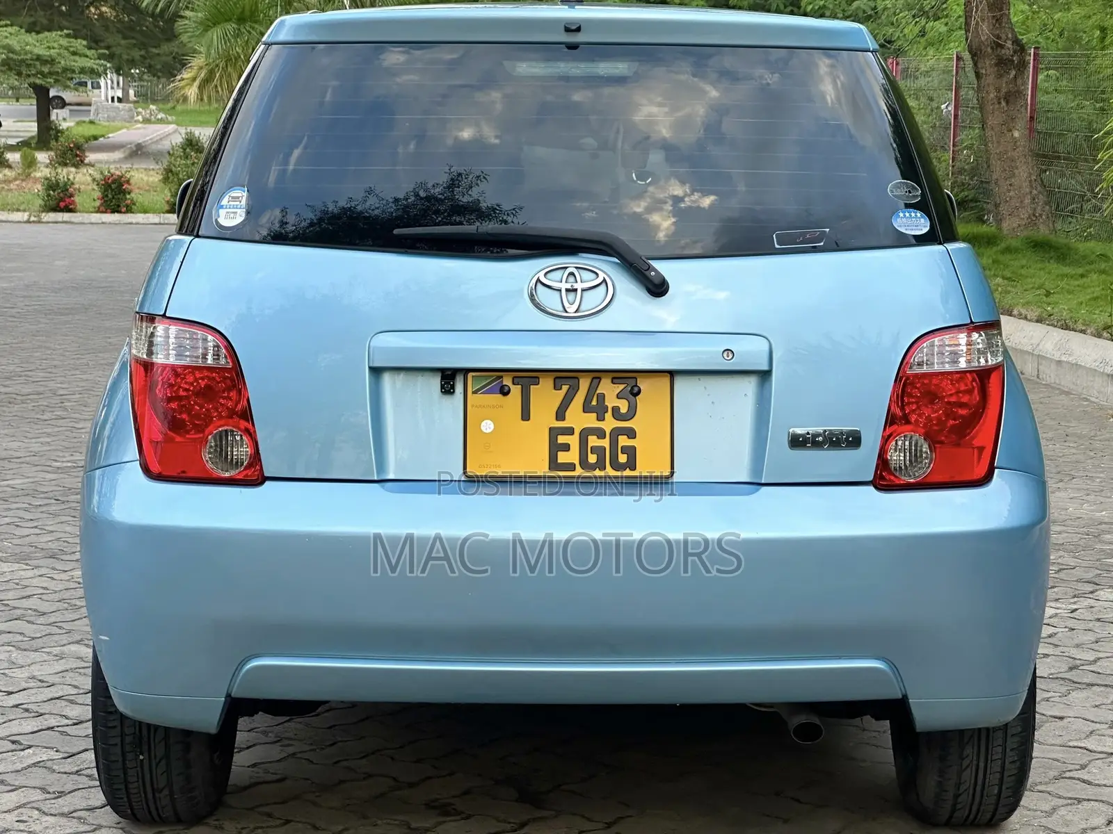 Toyota IST 2005 Blue