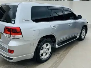 Toyota Land Cruiser 4.5 V8 VXR 2008 Silver