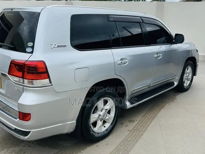 Toyota Land Cruiser 4.5 V8 VXR 2008 Silver