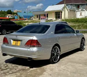 Toyota Crown 2004 Silver