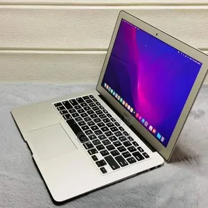 Laptop Apple MacBook Air 2017 8GB Intel Core I5 SSD 128GB